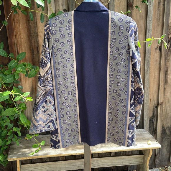 Vintage Jacket - Picture 5 of 9